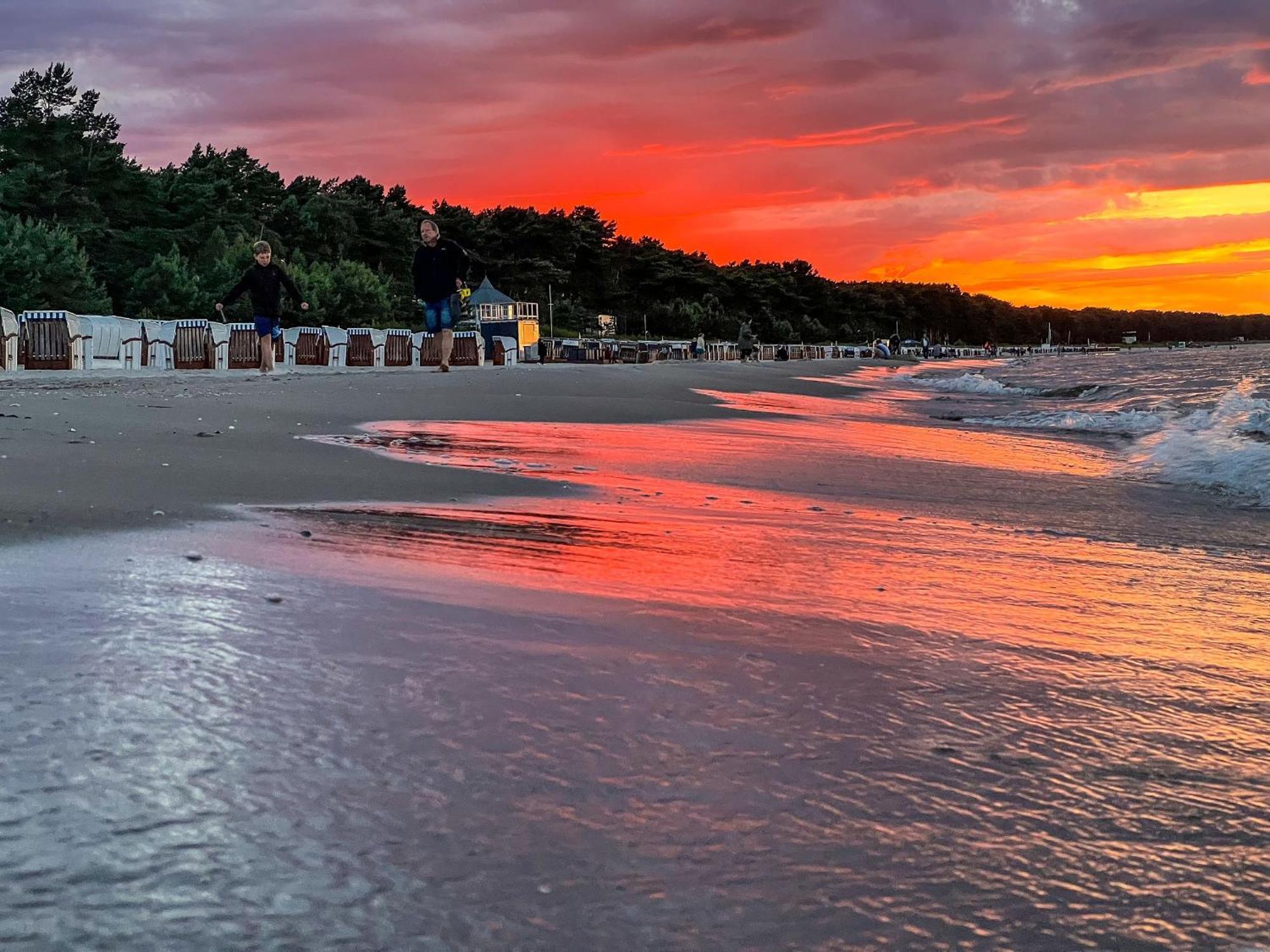 3 Eden Mit Strandkorb Binz